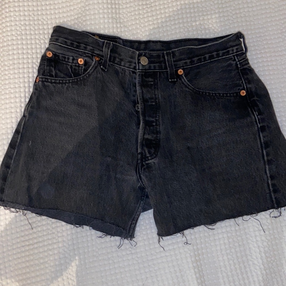 Levi 501 cut off shorts